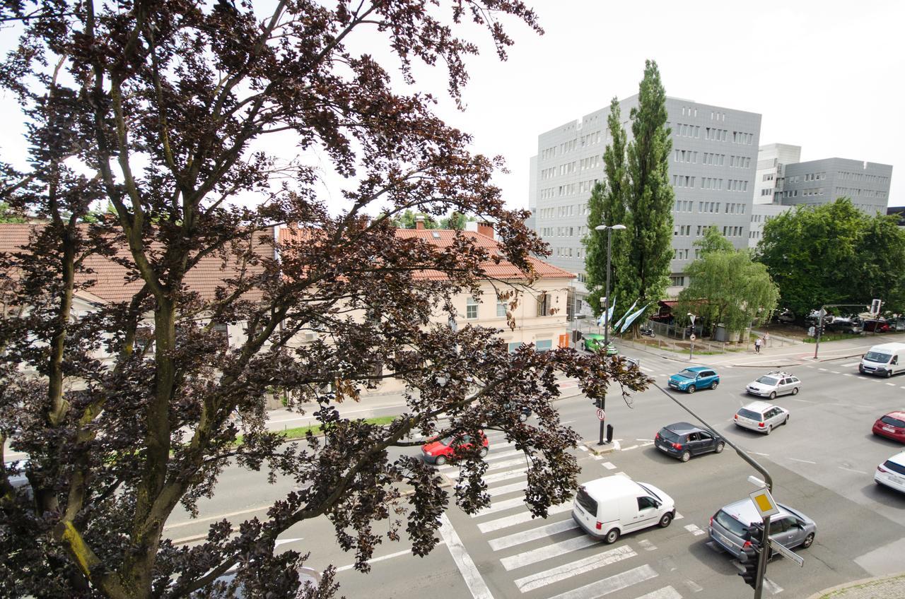 Apartment Trzaska With Free Parking Любляна Экстерьер фото